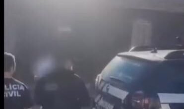 Polícia