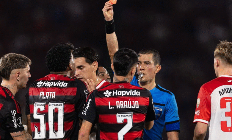 Conmebol anula expulsão de Gonzalo Plata, que joga a volta contra o Estudiantes