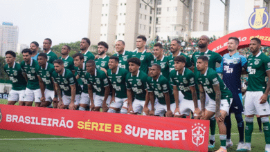 Goiás embarca rumo a decisão pela Série B