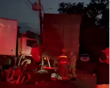 Caminhão desgovernado atropela quatro pessoas e deixa criança ferida em Anápolis