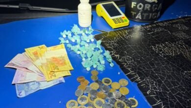 Homem é preso suspeito de tráfico de drogas em Luziânia (Foto: PMGO)