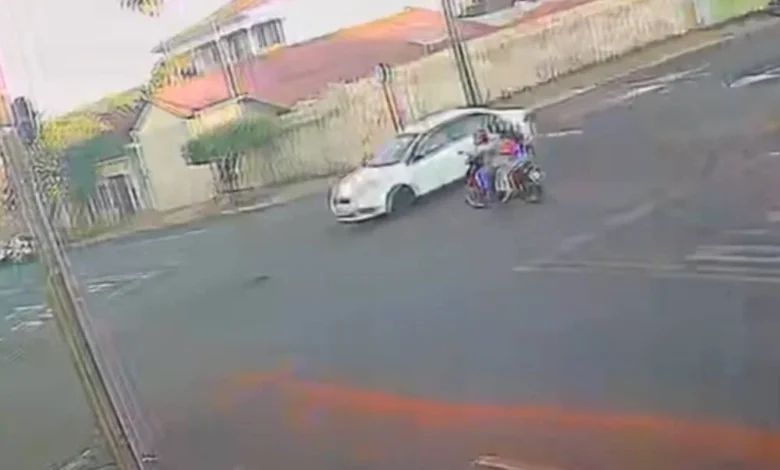 Menina de 8 anos morre após acidente de moto em Jataí