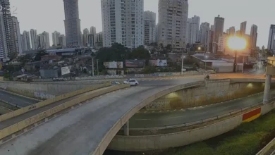 Motorista bate em cancela automática da Marginal Botafogo e destrói equipamento em Goiânia