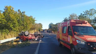 Motorista morre e cinco pessoas ficam feridas em colisão frontal na BR-020, em Formosa