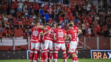 Vila Nova vence o Fortaleza no OBA, termina primeiro turno invicto em casa e assume vice-liderança