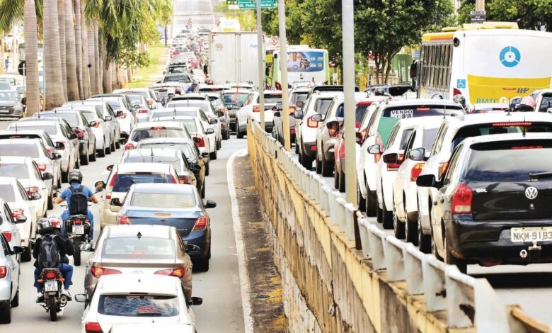 Carro usado em campanha eleitoral pode perder cobertura do seguro; entenda quando há risco