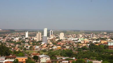 Concurso em Águas Lindas oferece oportunidades com salários de até R$ 9,6 mil