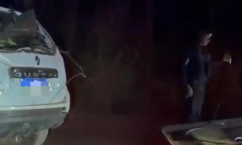 Foragido por latrocínio sequestra ex, capota carro e desaparece em mata de Goiás