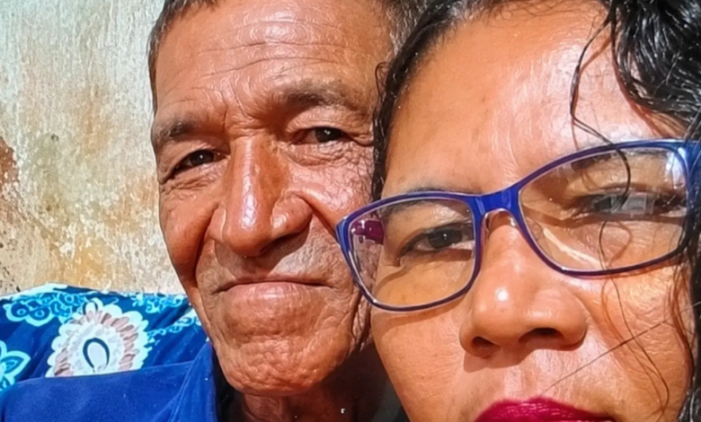 Suspeito de matar esposa em Goiás chora em velório, carrega caixão e acaba confessando crime