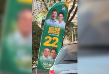 Justiça manda Wilder Morais recolher propagandas com imagem de Bolsonaro em Goiás